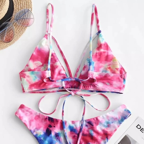 2/$30 NWT Triangle Bikini Top in Multicolor Tie Dye SZ 6 - Picture 6 of 11